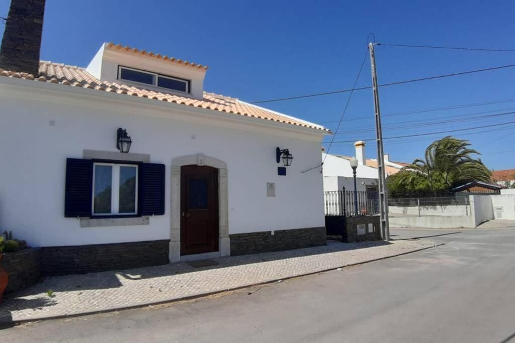 Villa A Casa Da Foz Moradia Com Vista Mar Sesimbra Exterior foto